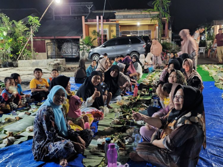 Sambut Ramadhon, Warga Perum Hartono Blok C, Gelar Makan Bersama