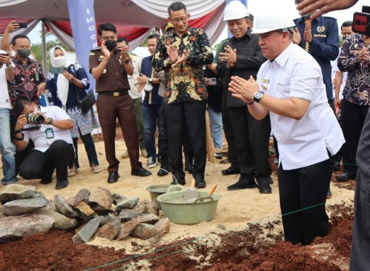 Dendi Ramadhona Letakan Batu Pertama Pembangunan Gedung Baru PWI Pesawaran 