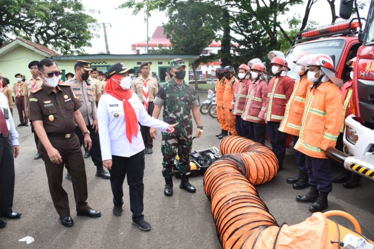 Bunda Eva Minta Personel Satgas Bencana Sigap Saat Penanganan Bencana