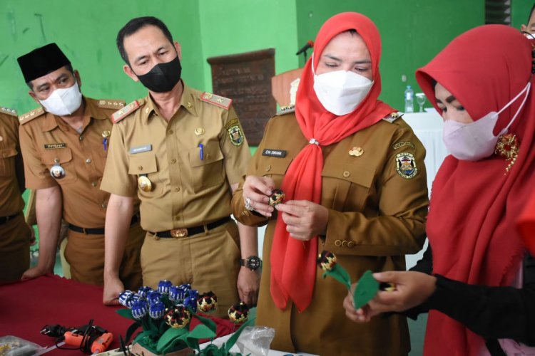 Pemkot Bandarlampung Beri Pelatihan Souvenir dan Makanan