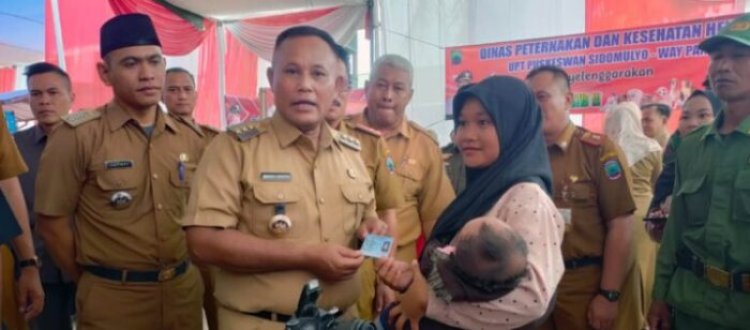 Disdukcapil Beri Layanan Saat Musrenbang Way Panji