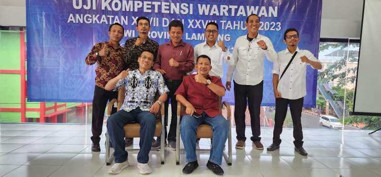 UKW Angkatan 27 dan 28 PWI Lampung di Tutup, 17 Peserta Belum Kompeten