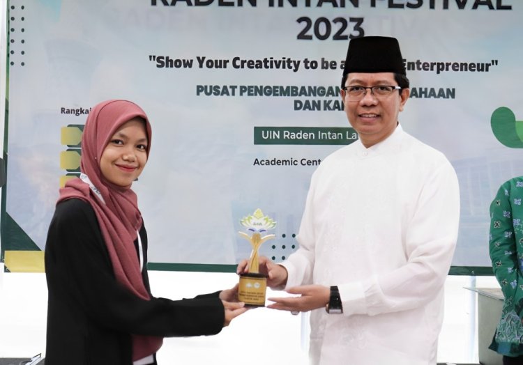 Raden Intan Festival 2022 Bangun Jiwa Entrepreneur Mahasiswa