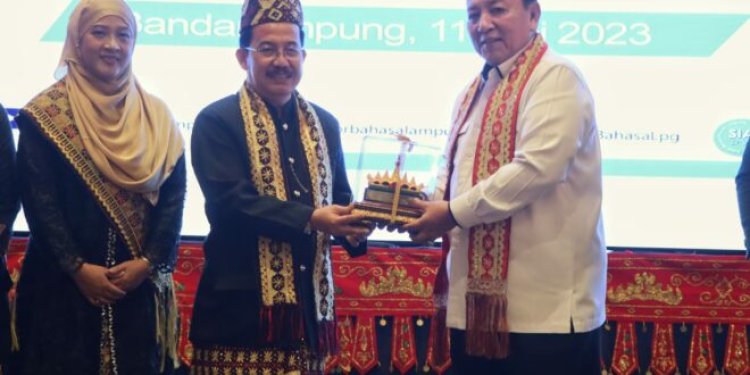 Gubernur Arinal Djunaidi Buka Rapat Koordinasi Mitra Kerja Revitalisasi Bahasa Daerah di Provinsi Lampung