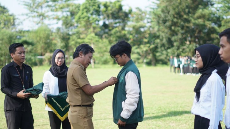 Mewakili Gubernur, Asisten II Pemprov Lampung Lepas 4678 Mahasiswa KKN UIN RIL 2023