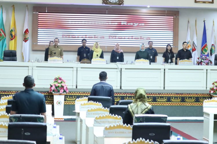 Sekdaprov Sampaikan Jawaban Gubernur Lampung Terhadap Pandangan Umum Fraksi-fraksi DPRD Provinsi Lampung Terkait Raperda Pertanggungjawaban Pelaksanaan APBD Tahun Anggaran 2022