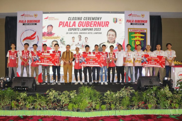 Sekdaprov Fahrizal Darminto Tutup Perlombaan Olahraga Elektronik (E-Sports) Piala Gubernur Lampung 