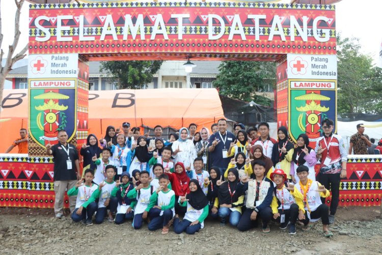 Kunjungi Kegiatan Jumbara, Ketua PMI Provinsi Lampung Tinjau Camp Peserta dan Stand UMKM