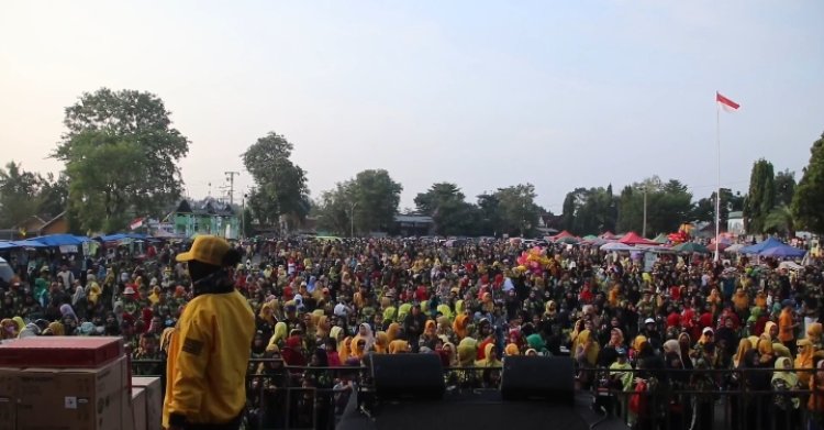 Ribuan Masyarakat Saksikan Gelaran  Colour Fan yang di adakan AMPG Lampura