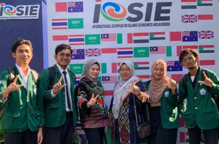 Mahasiswa FEBI UIN Ukir Prestasi di Ajang International Olympiad on Islamic Economics and Business 2023