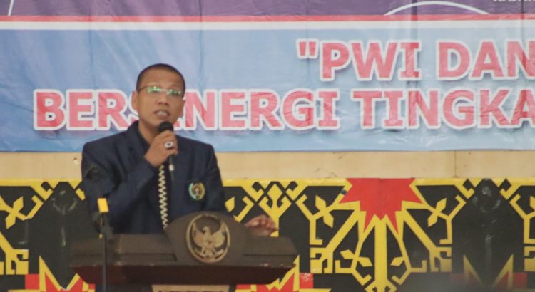 Ketua PWI Lampung Jadi Narasumber Workshop Pendidikan PWI di Lampura