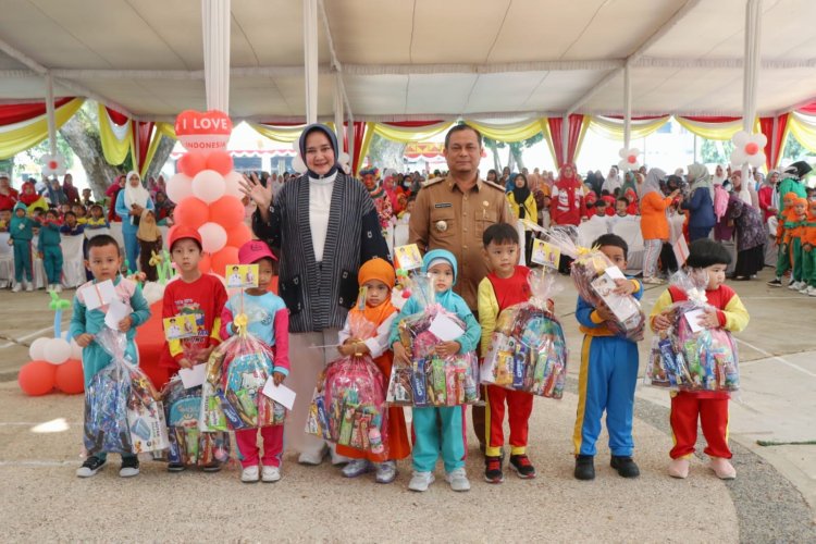 Bunda PAUD Provinsi Lampung Bermain Bersama 500 Anak Dari 80 TK/Paud se-Provinsi Lampung