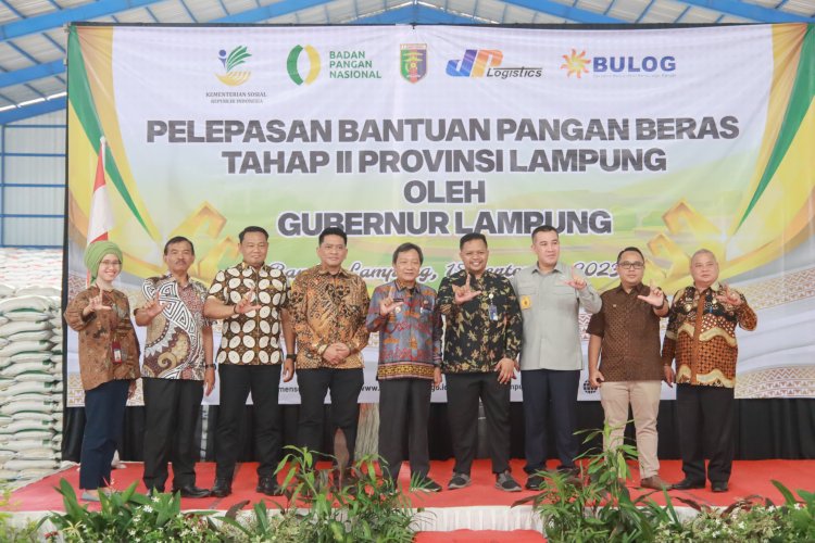 https://diskominfotik.lampungprov.go.id/detail-post/pemprov-lampung-bersama-bulog-lakukan-pelepasan-bantuan-pangan-beras-tahap-ii-di-provinsi-lampung