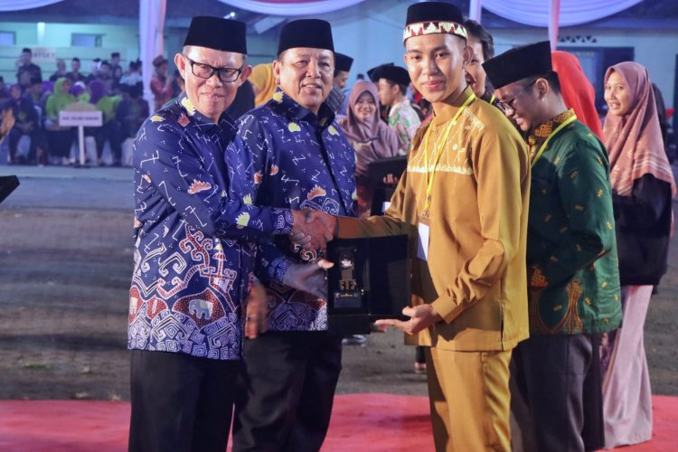 Gubernu Arinal Djunaidi Menutup Kegiatan MTQ Tingkat Provinsi Lampung ke-50 Tahun 2023