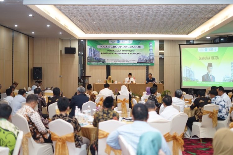 UIN RIL Gelar FGD Forum Kurikulum Peninjauan Kampus dan Fakultas