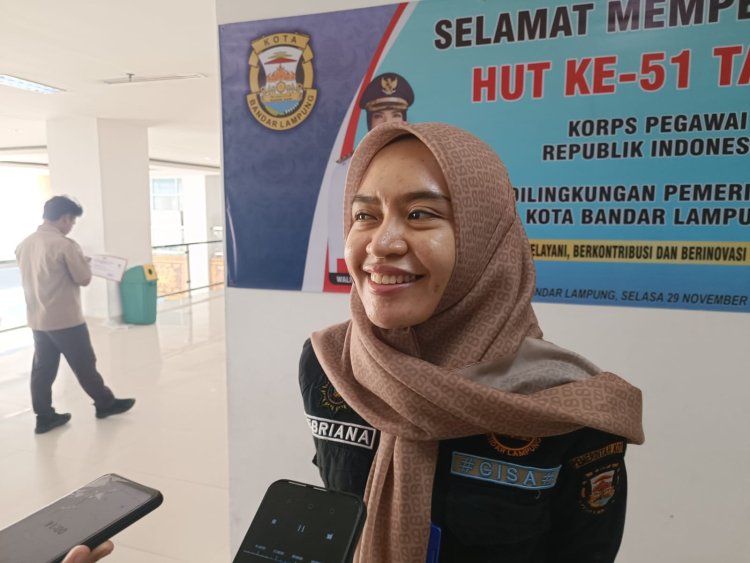 Disdukcapil Bandar Lampung Layani Ratusan Pemindahan Kartu Keluarga Per Hari