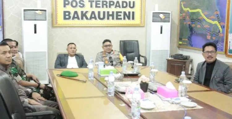 Bupati Lampung Selatan H. Nanang Ermanto Hadiri Monitoring Pergantian Malam Tahun Baru 2023 Secara Daring