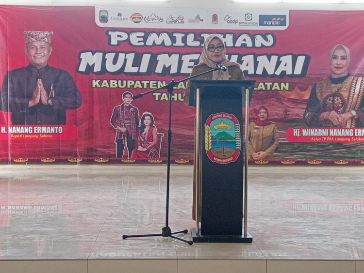 Intji Indriati Membuka Kontes Pemilihan Muli Mekhanai lamsel 2024