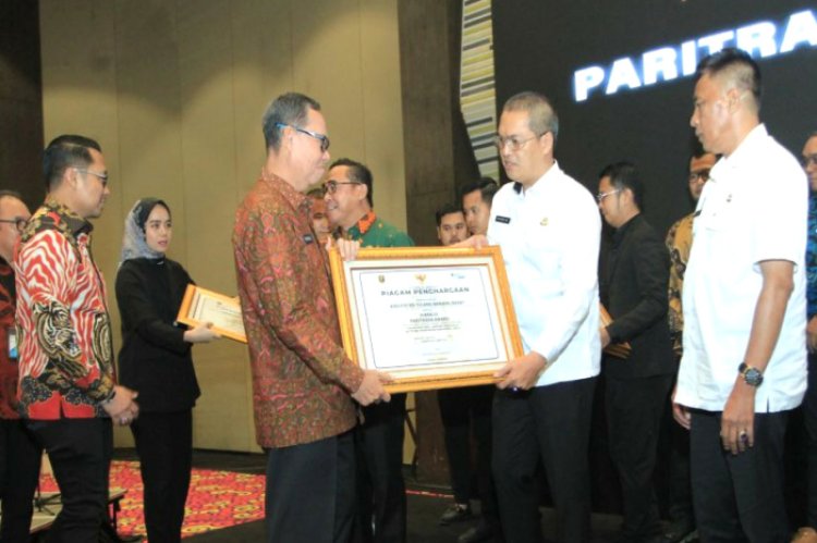 Tulang Bawang Barat Gondol Dua Penghargaan Paritrana Award Tingkat Provinsi Lampung