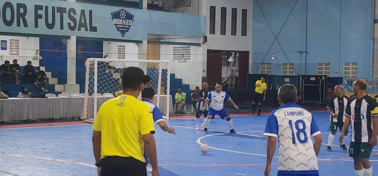 Kandaskan Jatim, Tim Futsal PWI Lampung Melaju Ke Final