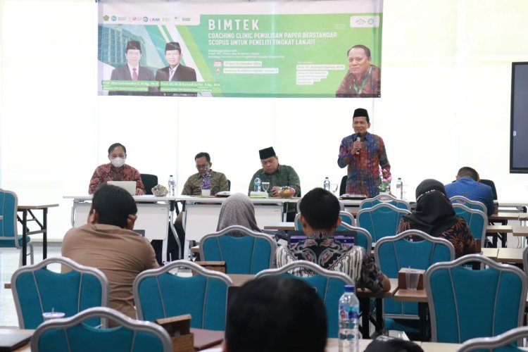 LP2M UIN RIL Gelar Bimtek Coaching Clinic Penulisan Paper Berstandar Scopus