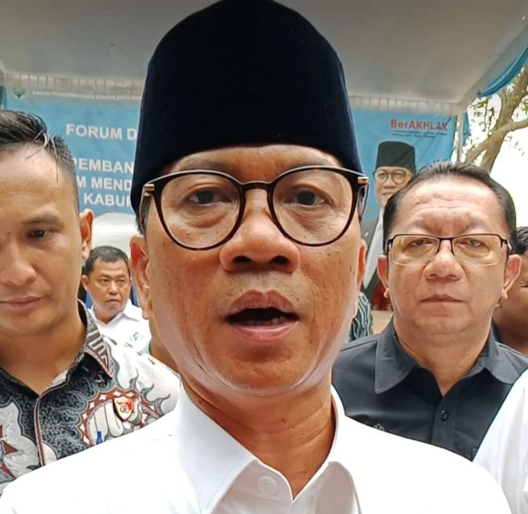 Presiden Diminta Evaluasi dan Copot Mendes Yandri Susanto yang Dinilai Kontroversial