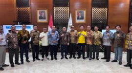 12 DPD Golkar Kabupaten yang siap mendukung Aprozi Alam sebagai Ketua Golkar Lampung ( poto Agung).