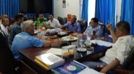 Ketua Harian KONI Lampung Amalsyah Tarmizi pimpin rapat pembahasan Porprov Lampung ( dok Humas).