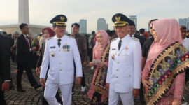 Bupati-Wakil Bupati Lampung Utara saat kirab di Monas, Jakarta. foto ist