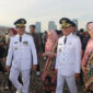 Bupati-Wakil Bupati Lampung Utara saat kirab di Monas, Jakarta. foto ist