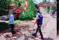 Tampak jalan Desa Budi Daya Kecamatan Sidomulyo Lamsel yang rusak parah ( poto Serambi Lampung).