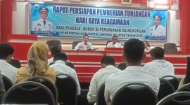 Disnakeetrans Lamsel Gelar Rapat Pembahasan pemberian THR tahun 2025. Foto.Juwantoro