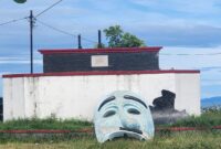 Tuggu Tuping yang dulu berdori kokoh, kini tampak roboh dan tak terawqt lagi ( poto Lim)