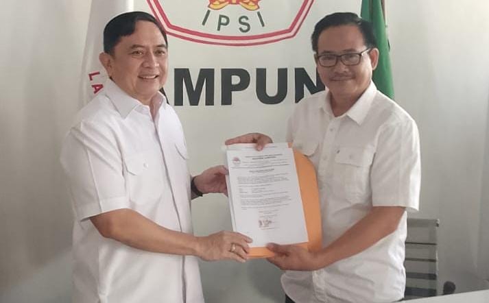 Ketua Umumnya  Budhi Darmawan.Persatuan Gateball Seluruh Indonesia serahkan dukungan untuk Faisol Djausal 