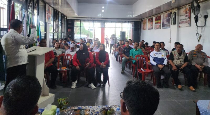Wakil ketua 1 KONI Lampung Amalsyah Tarmizi saat memberikan sambutan di Musorkablub KONI Lamsel ( Poto: Muslim Pranata