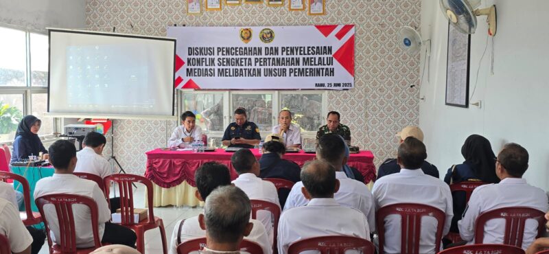 LPK Provinsi Lampung gelar diskusi pencegahan konflik sengketa tanah, Rabu, 25 Juni 2025, di Aula Kecamatan Jatiagung. Foto.Ist