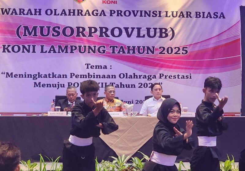 Penampilan Atlet Pencak Silat di acara Musorprovlub KONI Lampung Tahun 2025 (Poto Muslim Pranata).