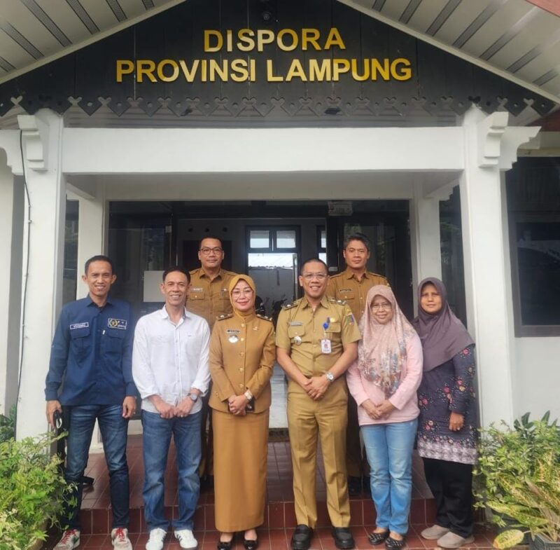 Poto:  Bersama Kadispora Provinsi Lampung