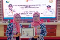 IKWI Lampung Saat Menerima Penghargaan Pengelolaan Koprasi Terbaik (ist).