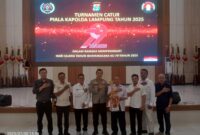 Pecatur Lampung Selatan foto bersama usai menerima piala Kapolda Lampung