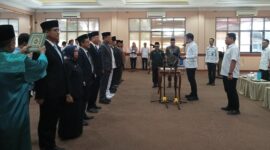 Bupati Lampung Selatan Radityo Egi Pratama lantik 10 pejabat di Lingkup Pemkab Lamsel, Rabu, 2 Juli 2025. (Foto.Juwantoro)