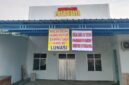Balai Desa Palasjaya, Kecamatan Palas sempat ditutup aparatur desa. Karena, gajinya tidak dibayar Kades