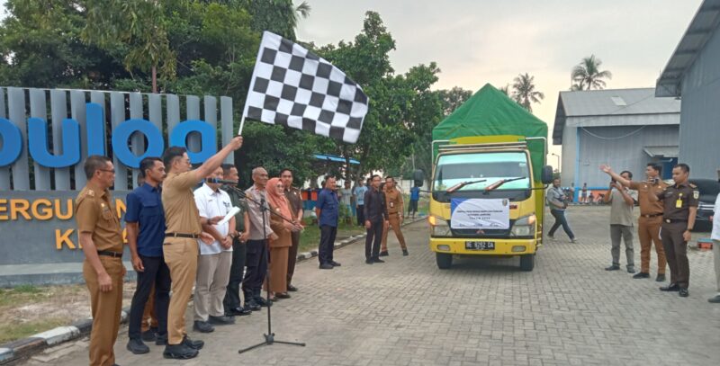 Bupati Lampung Selatan Radityo Egi Pratama lepas armada bapang, Selasa, 22 Juli 2025. (Foto.Juwantoro)