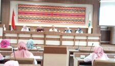 Sekretraris Dinas Pendidikan Lampung Selatan Cahyadi tengah memberikan sambutan dalam kegiatan Pengembangan PAUD -HI, Rabu, 6 Agustus 2025. (Foto.Juwantoro)
