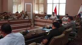 Bupati Lampung Selatan Radityo Egi Pratama pimpin rakor hut kemerdekaan RI ke -80, Selasa, 12 Agustus 2025. (Foto.Juwantoro)