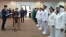Bupati Lampung Selatan Radityo Egi Pratama melantik 8 pejabat eselon III di Lingkungan Pemkab Lamsel, Rabu, 27 Agustus 2025. (Foto.Juwantoro)