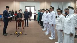 Bupati Lampung Selatan Radityo Egi Pratama melantik 8 pejabat eselon III di Lingkungan Pemkab Lamsel, Rabu, 27 Agustus 2025. (Foto.Juwantoro)