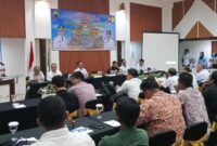Sekdakab Lamsel Supriyanto tengah memberikan sambutan. (Foto.Juwantoro)