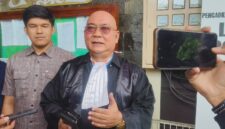 Kuasa hukum Dawam, Sukarmin,
