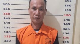 Poto: Pelaku yang berhasil diringkus Aparat Polsek Kalianda  ( ist ).